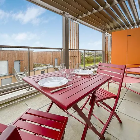 T2 Lumineux - Proche Plage&technopôle - Parking Privé, Bureau&wifi Rapide * Brest