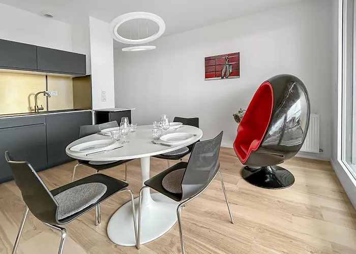 T2 Lumineux - Proche Plage&technopôle - Parking Privé, Bureau&wifi Rapide Appartement *