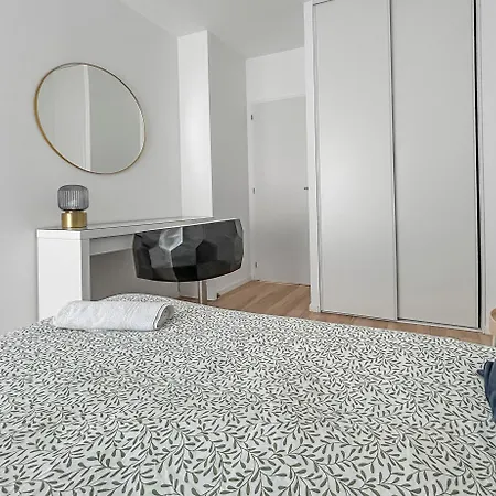 Appartement T2 Lumineux - Proche Plage&technopôle - Parking Privé, Bureau&wifi Rapide
