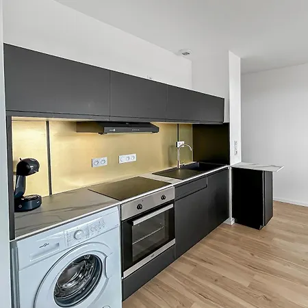 T2 Lumineux - Proche Plage&technopôle - Parking Privé, Bureau&wifi Rapide Appartement Brest