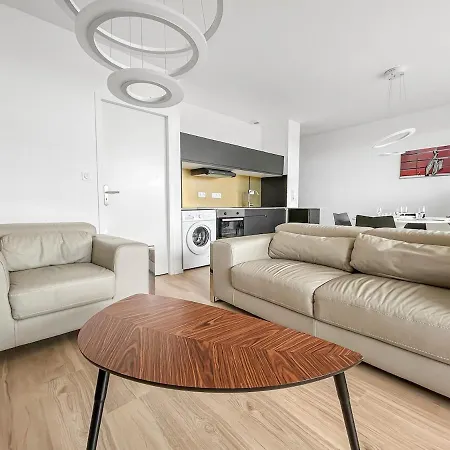 T2 Lumineux - Proche Plage&technopôle - Parking Privé, Bureau&wifi Rapide Appartement Brest