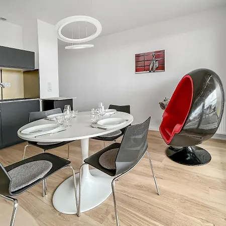 Appartement T2 Lumineux - Proche Plage&technopôle - Parking Privé, Bureau&wifi Rapide