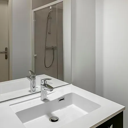T2 Lumineux - Proche Plage&technopôle - Parking Privé, Bureau&wifi Rapide Brest
