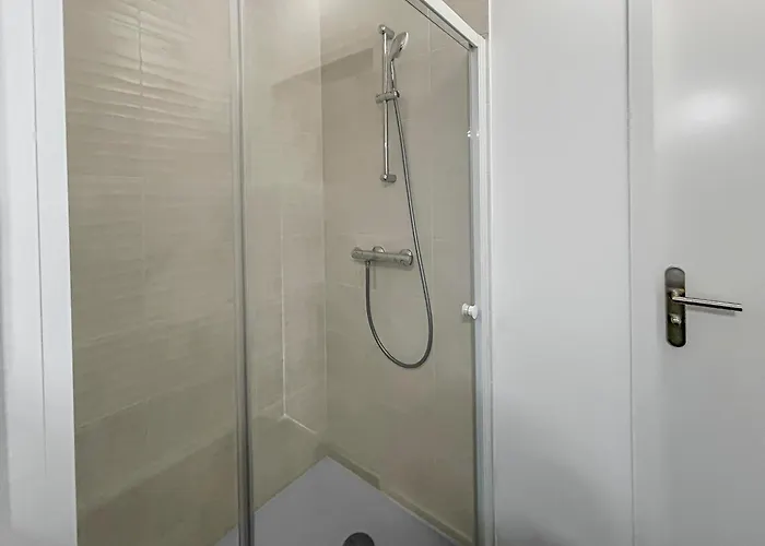 Apartment T2 Lumineux - Proche & Technopole - Parking Prive, Bureau & Wifi Rapide *